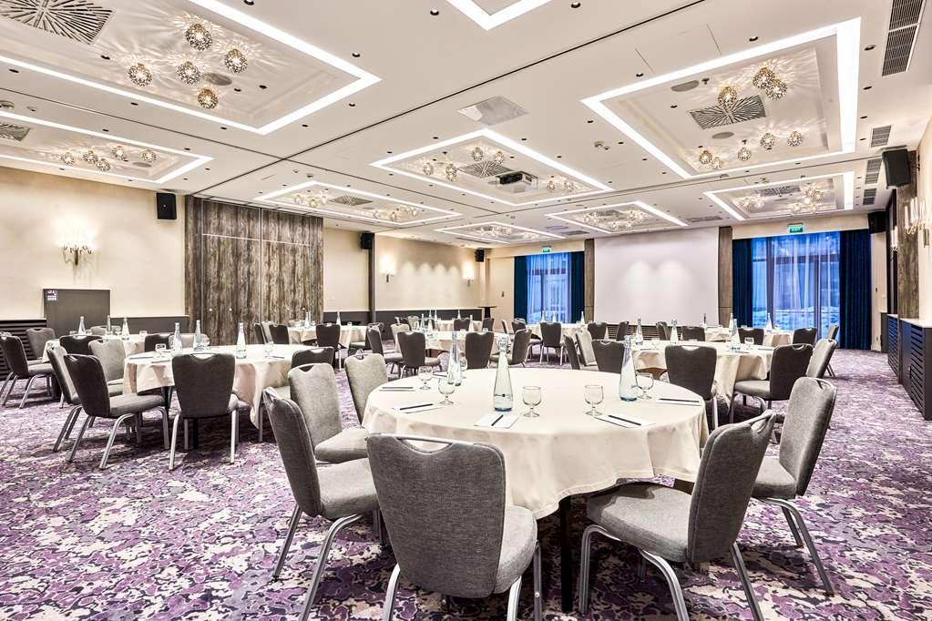 Radisson Blu Hotel, Kyiv City Centre מתקנים תמונה