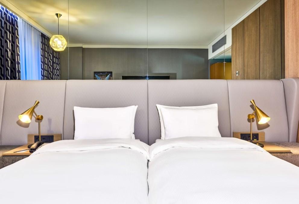 Radisson Blu Hotel, Kyiv City Centre מראה חיצוני תמונה