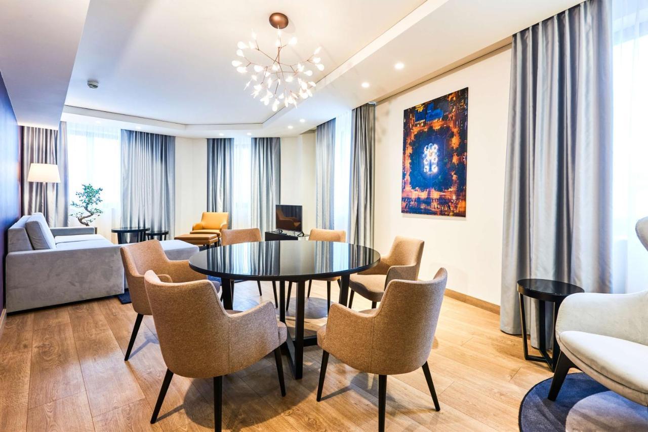Radisson Blu Hotel, Kyiv City Centre מראה חיצוני תמונה